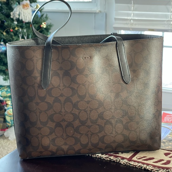 ⚠️⚠️SOLD⚠️⚠️Coach tote bag - Picture 2 of 8